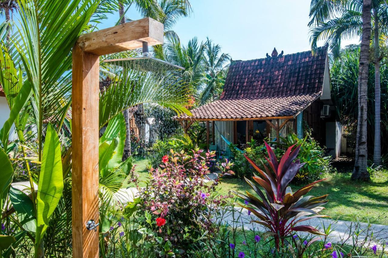 Coconut Garden Resort Gili Trawangan Exteriör bild