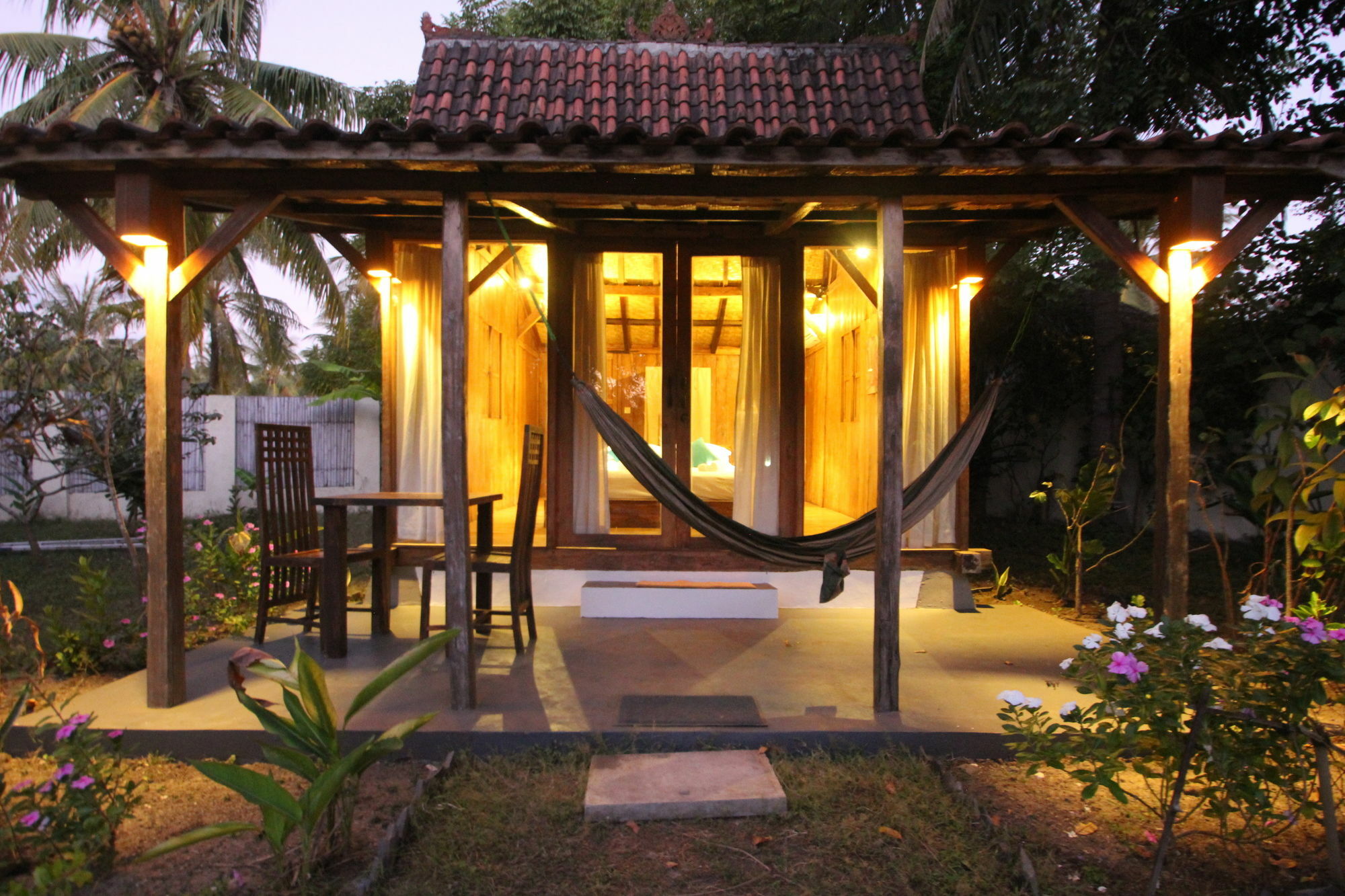Coconut Garden Resort Gili Trawangan Exteriör bild